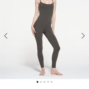 Skims Sleek  Full-Length Bodysuit